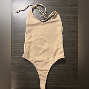 Crop Shop Boutique Women’s Tan Halter Bodysuit Size Small